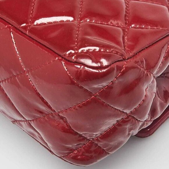 Chanel Red Quilted Patent Leather Classic Medium Double Flap Bag - Picture 10 of 12
